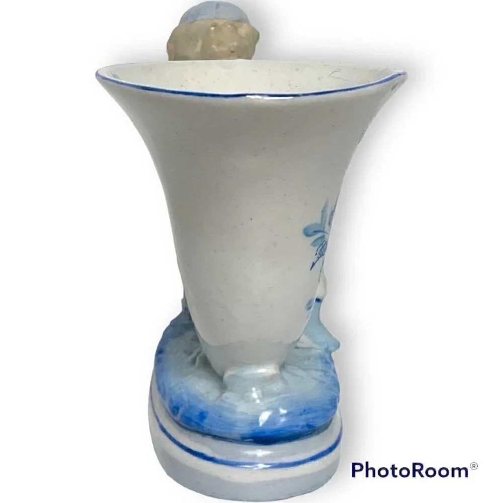 Vintage L and M Inc Blue White Boy Vase - Picture 6 of 9